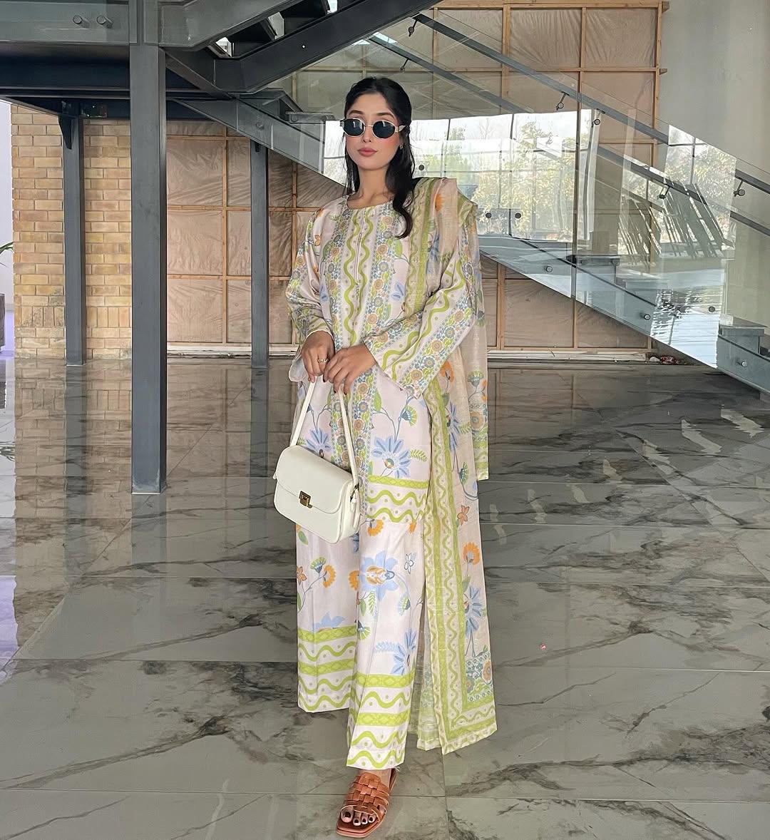 Designer White Crepe Co-ords Set with Digital Print & Dupatta