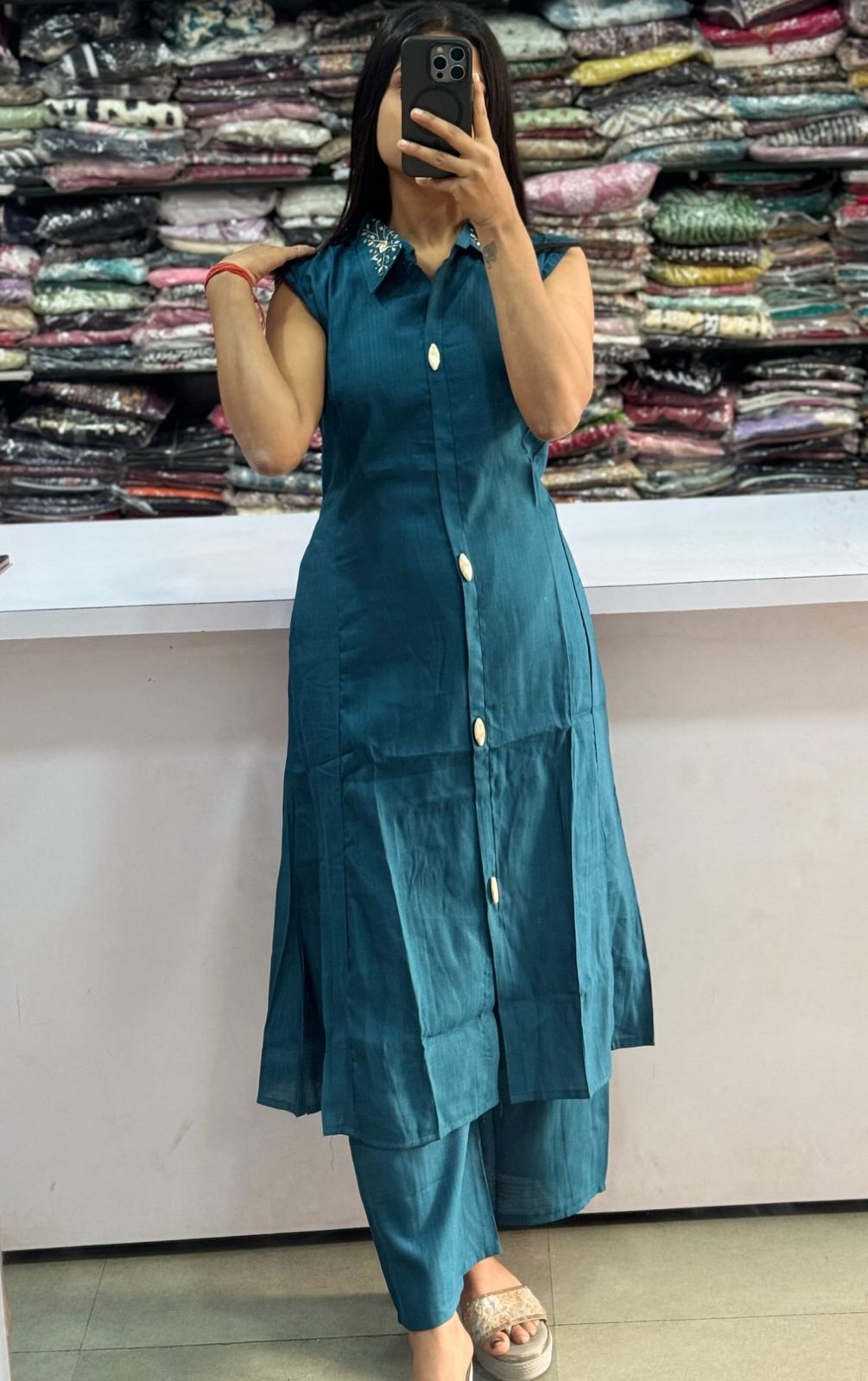 Women's Cotton Slub Embroidered Kurti Plazzo Set – A-Line Sleeveless Suit