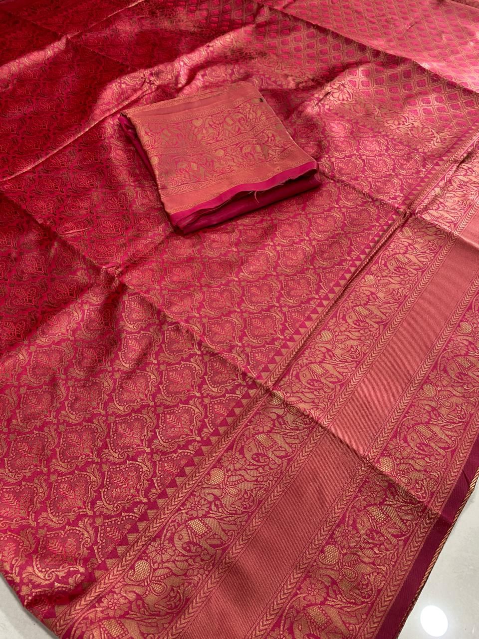 Soft Lichi Silk Banarasi Saree with Jacquard Work & Blouse
