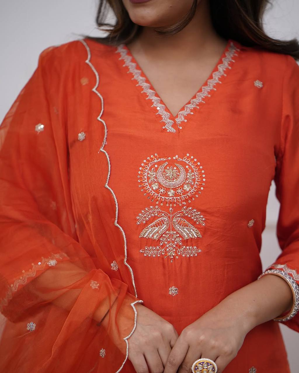 Viscose Chanderi Embroidered Kurti Set with Organza Dupatta