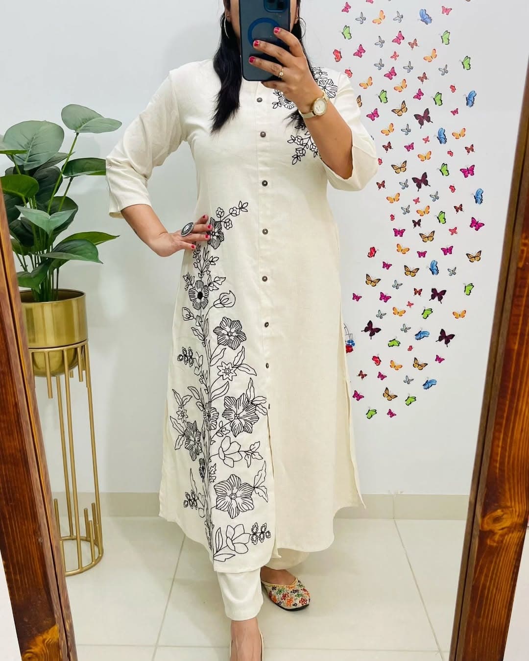 Embroidered Kurti with Pant
