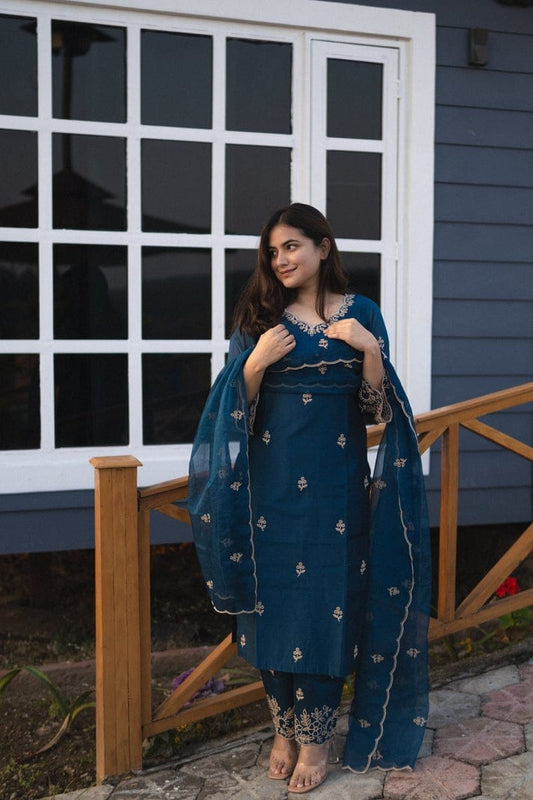 Elegant Chanderi Embroidery Kurti Palazzo Set – RAASHA